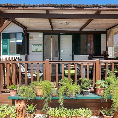 2 Bedroom Amazing Stacaravan In 3* 트로기르